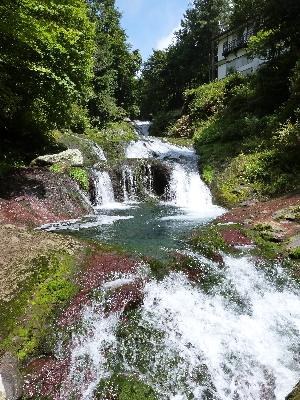 おしどり隠しの滝