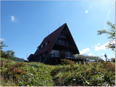 八子ケ峰トレッキングコースアルビレオヒュッテ